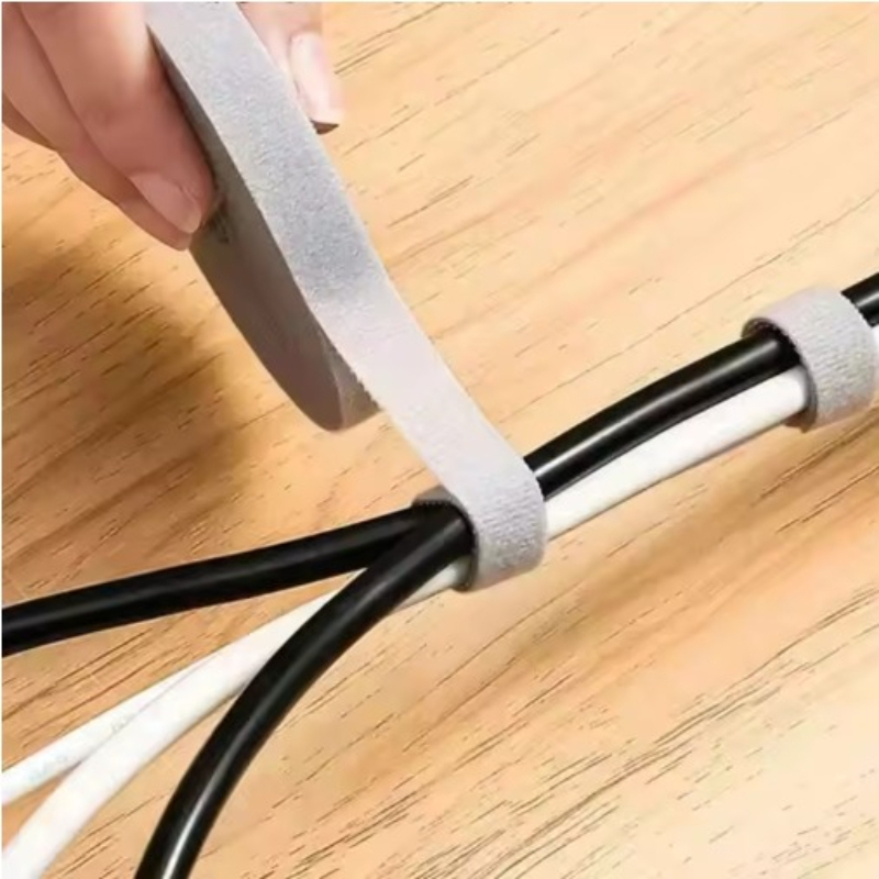 1個入り、5mのミニマルデザイン、持ち運び可能なケーブル整理 - Cable Organizer のレビューと価格